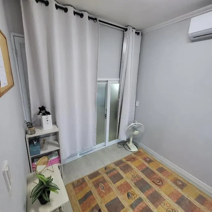 Jun House - Foreign Only Busan 0*,