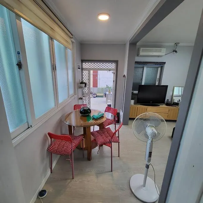 Jun House - Foreign Only Busan 0*,  Corée du Sud